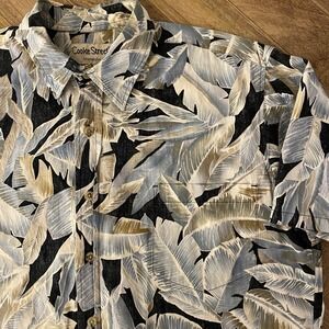 Cooke Street Hawaiian Shirt Mens Medium Button Up Pocket Short Sleeve Leaves